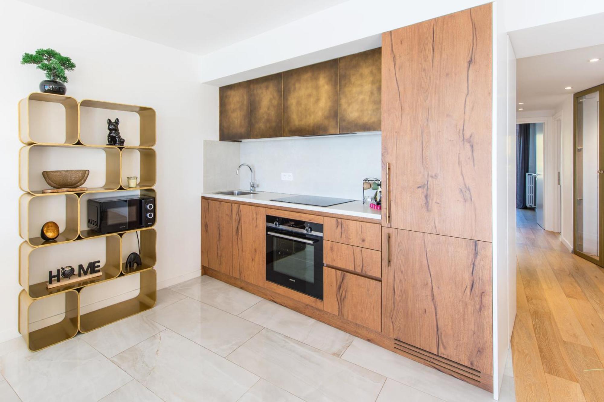 Luxueux - Terrasse Vue - Parking Prive - Bo Apartment
